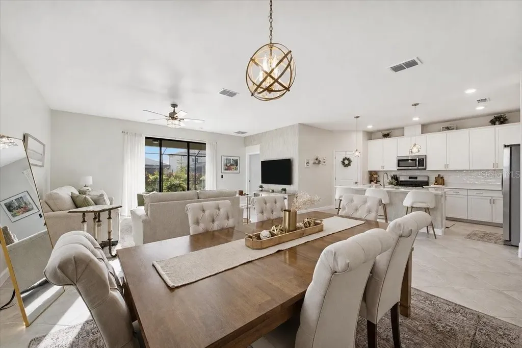 5250 Coral Reef Way Lakewood Ranch FL 34211