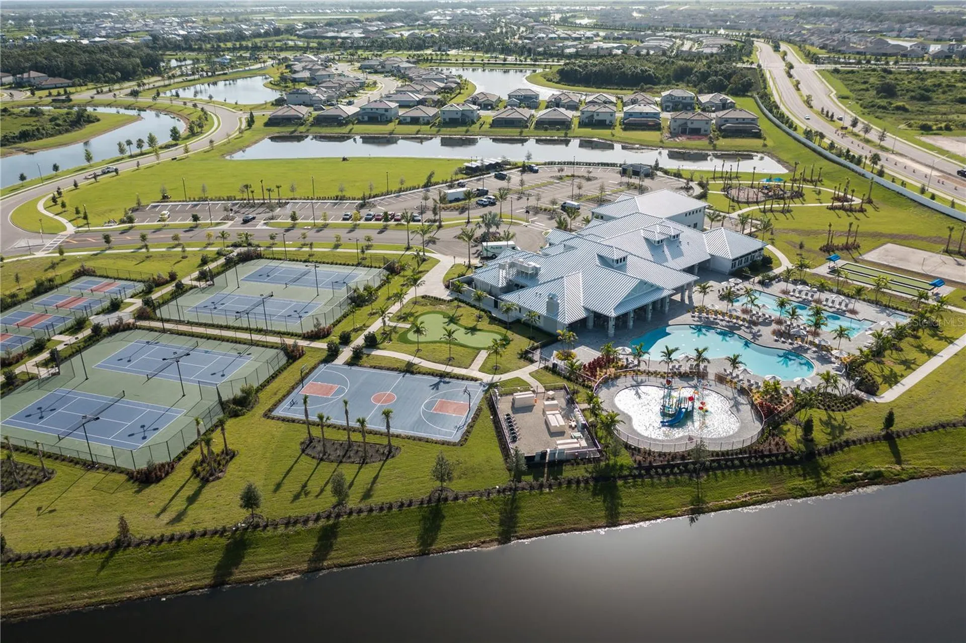 5250 Coral Reef Way Lakewood Ranch FL 34211
