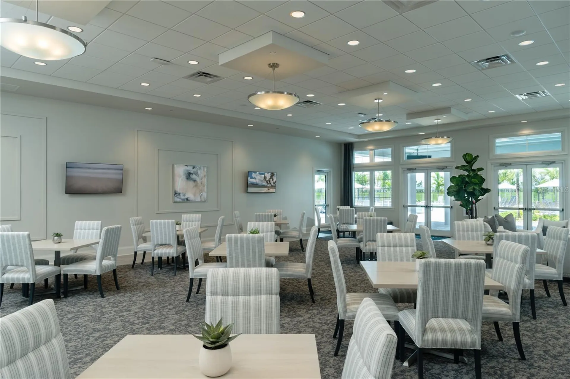 5250 Coral Reef Way Lakewood Ranch FL 34211