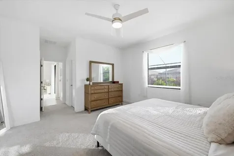 5250 Coral Reef Way Lakewood Ranch FL 34211