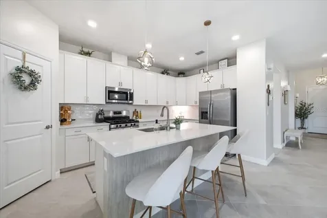 5250 Coral Reef Way Lakewood Ranch FL 34211