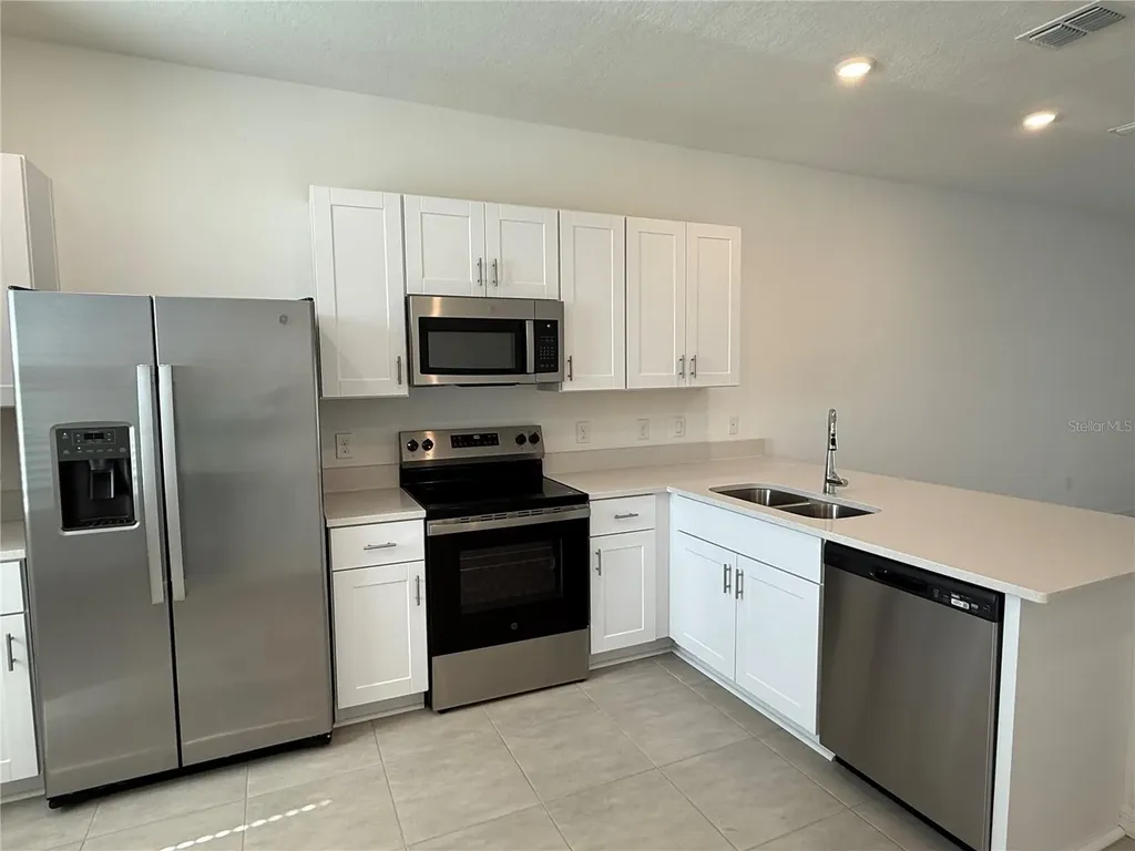 2980 Skyline Loop Kissimmee FL 34758