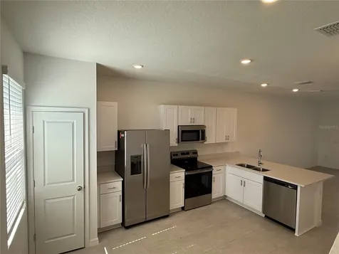 2980 Skyline Loop Kissimmee FL 34758