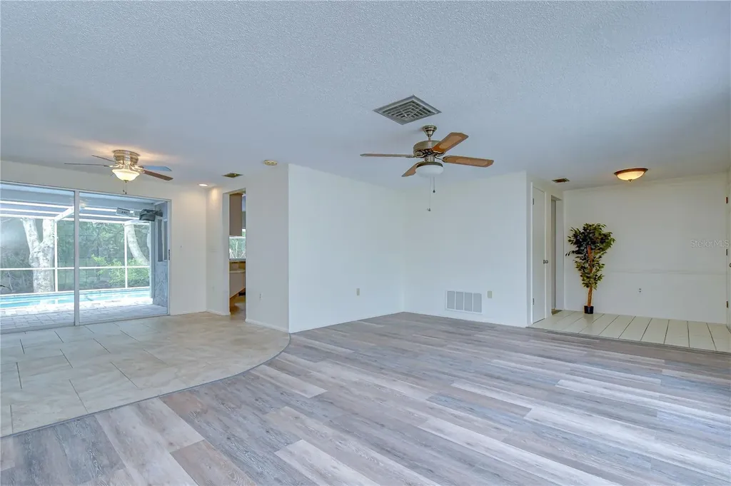 8804 Village Mill Row Hudson FL 34667