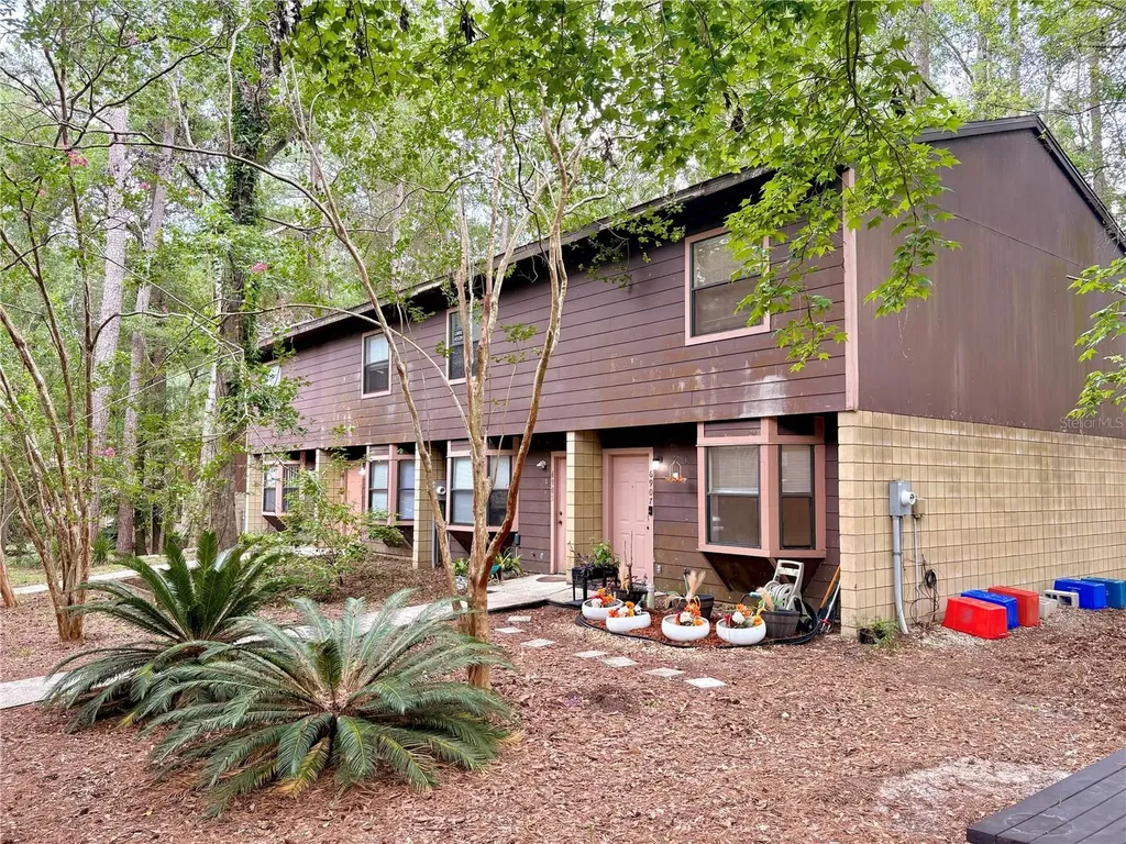 6907 SW 44th Avenue Gainesville FL 32608