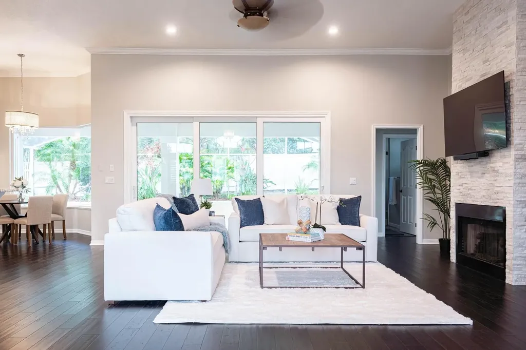 5311 Bay Side Drive Orlando FL 32819