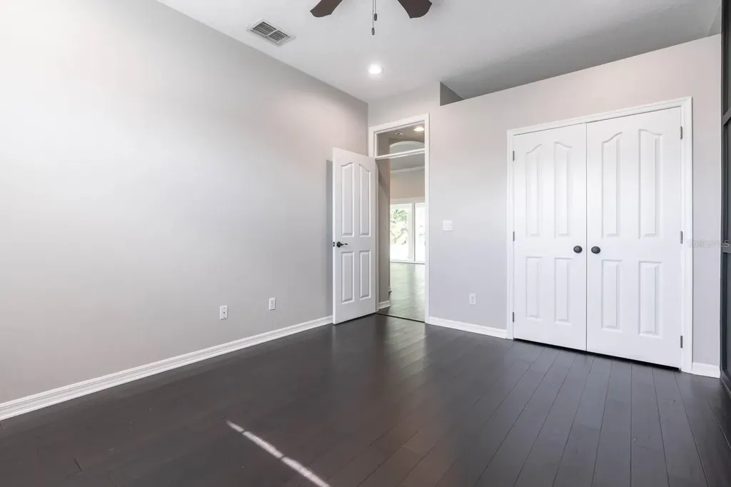 5311 Bay Side Drive Orlando FL 32819