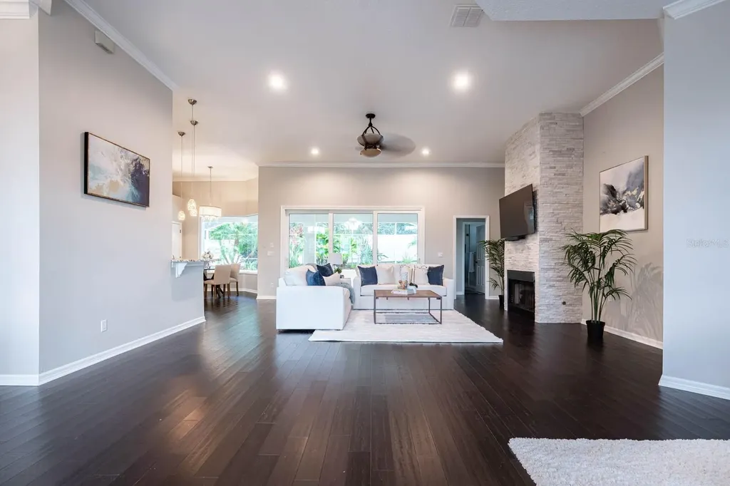 5311 Bay Side Drive Orlando FL 32819