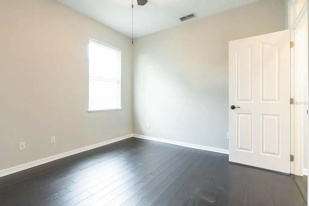 5311 Bay Side Drive Orlando FL 32819