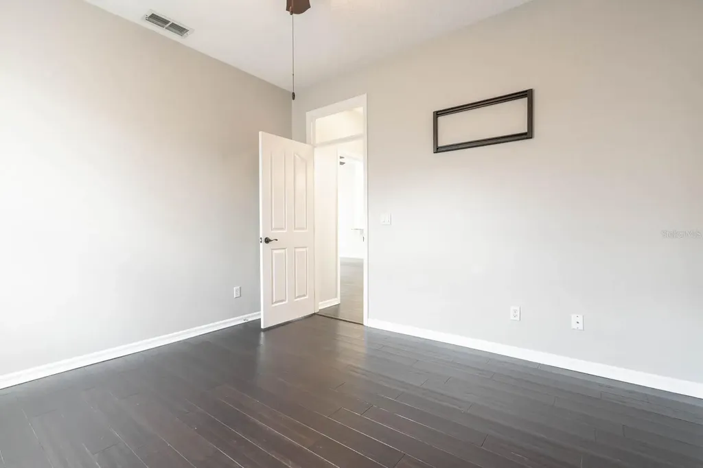 5311 Bay Side Drive Orlando FL 32819