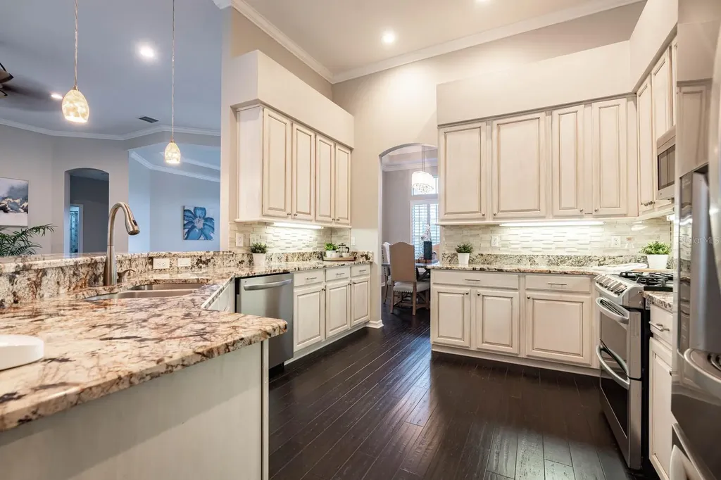 5311 Bay Side Drive Orlando FL 32819