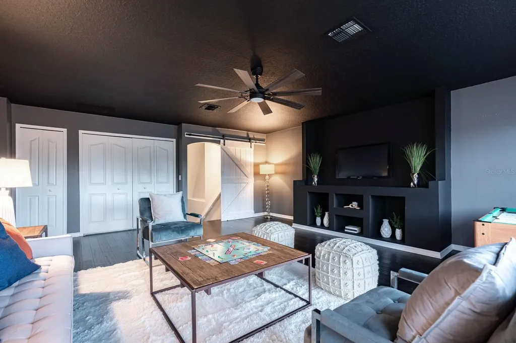 5311 Bay Side Drive Orlando FL 32819