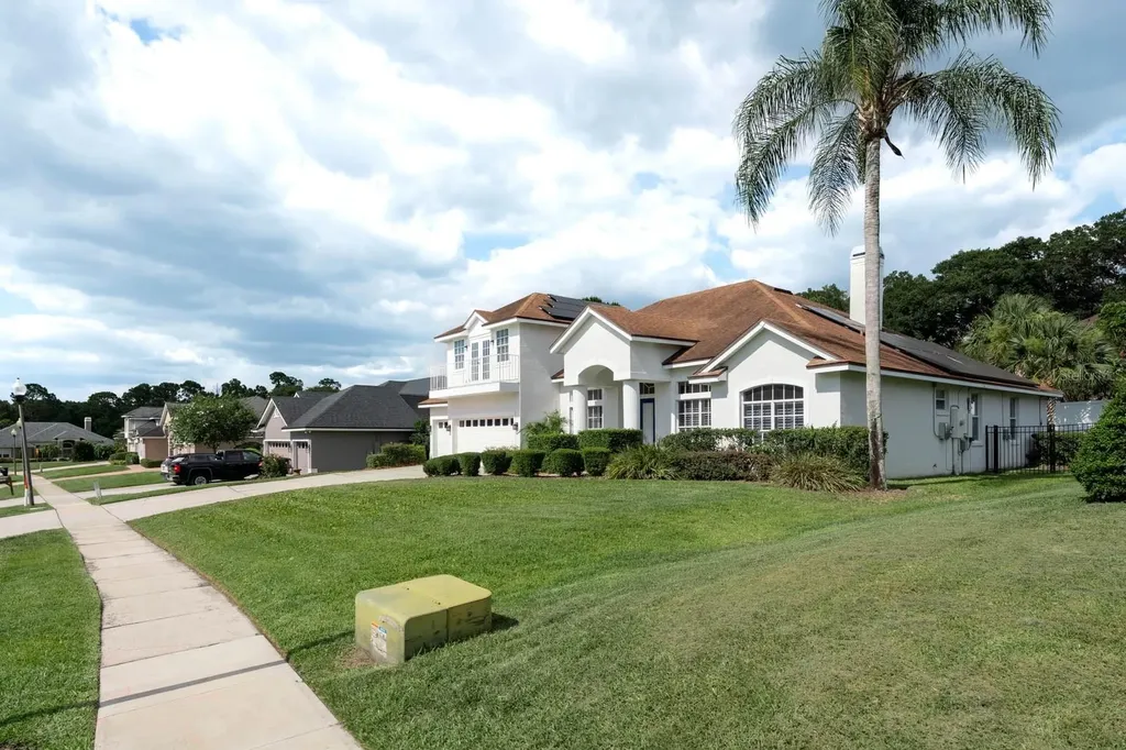 5311 Bay Side Drive Orlando FL 32819