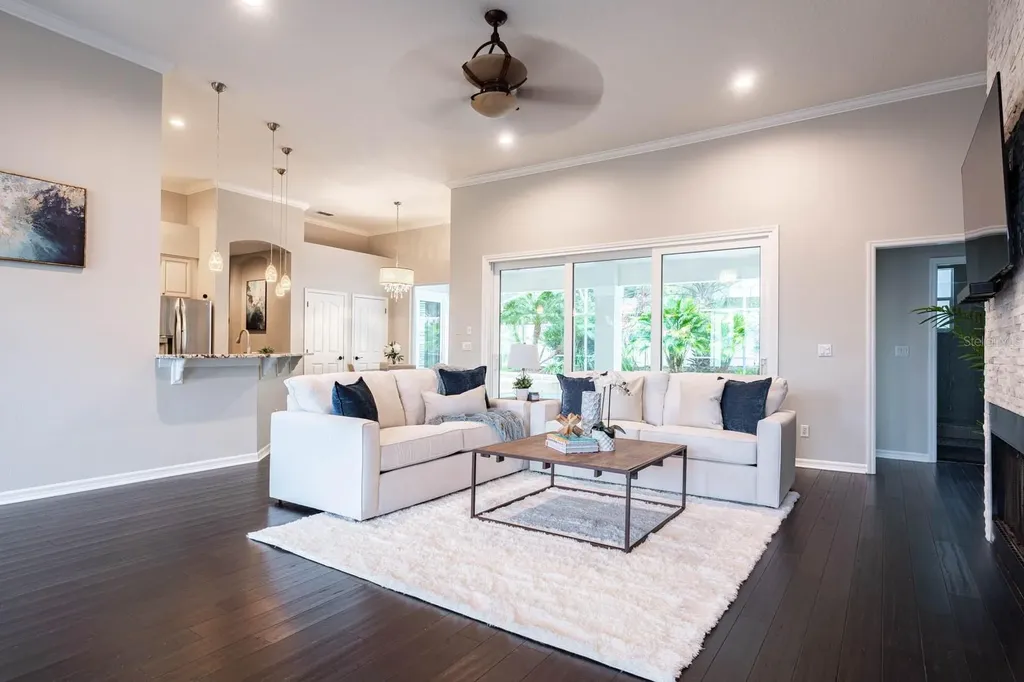5311 Bay Side Drive Orlando FL 32819