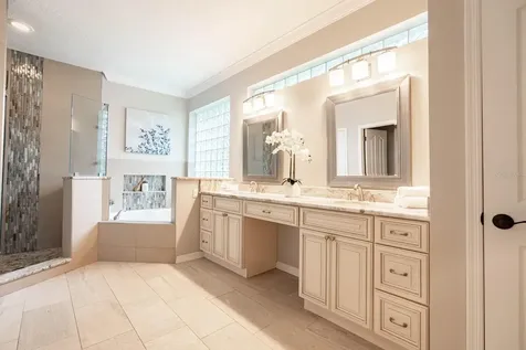 5311 Bay Side Drive Orlando FL 32819