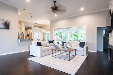 5311 Bay Side Drive Orlando FL 32819