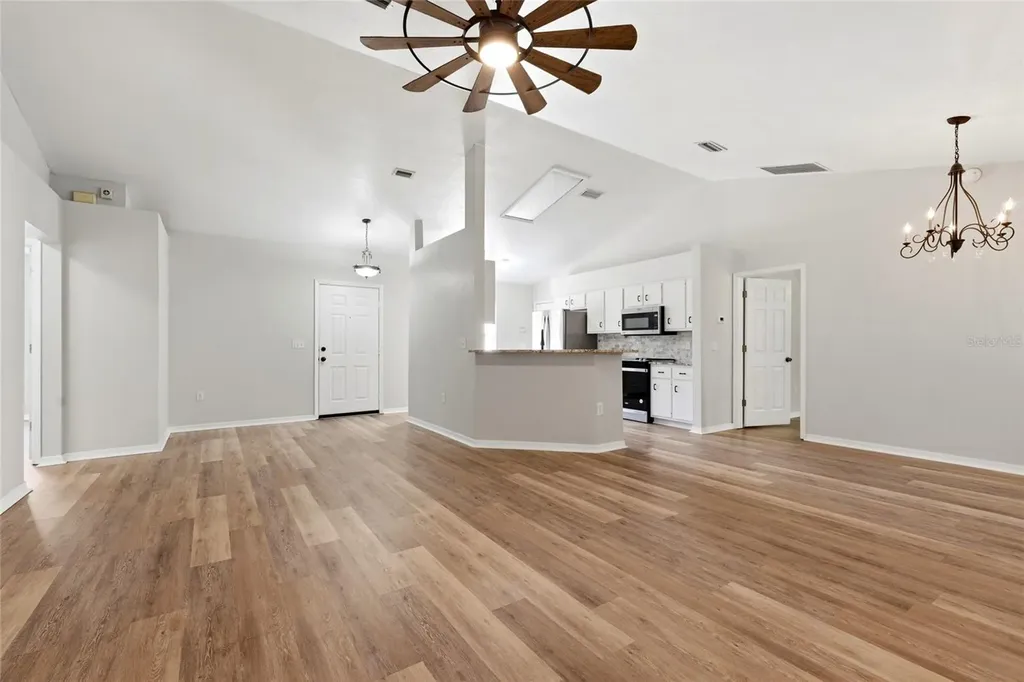 8834 NW 11th Place Gainesville FL 32606
