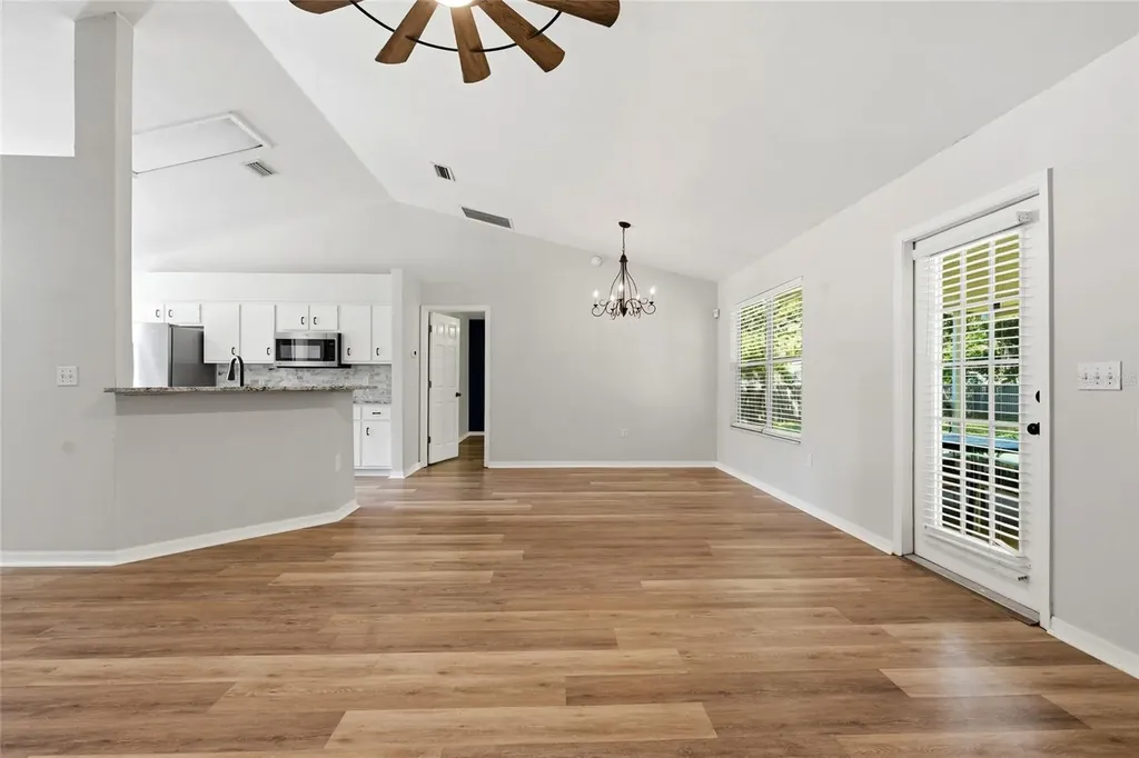 8834 NW 11th Place Gainesville FL 32606