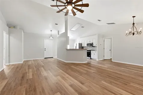 8834 NW 11th Place Gainesville FL 32606