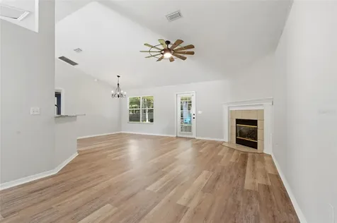 8834 NW 11th Place Gainesville FL 32606