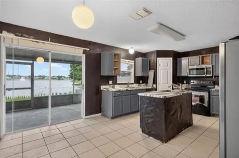 12803 Lake Vista Drive Gibsonton FL 33534