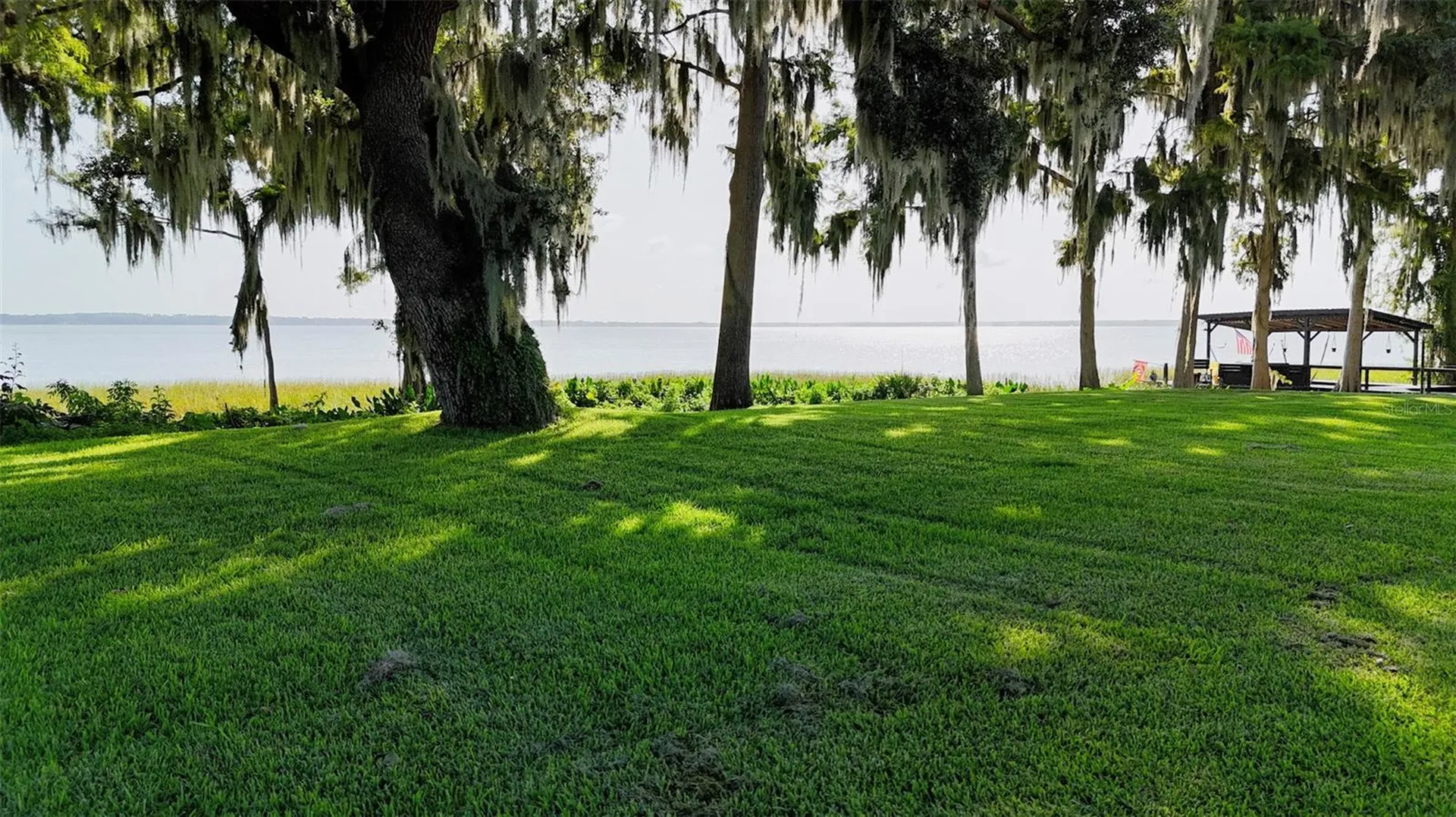 34410 Island Drive Leesburg FL 34788