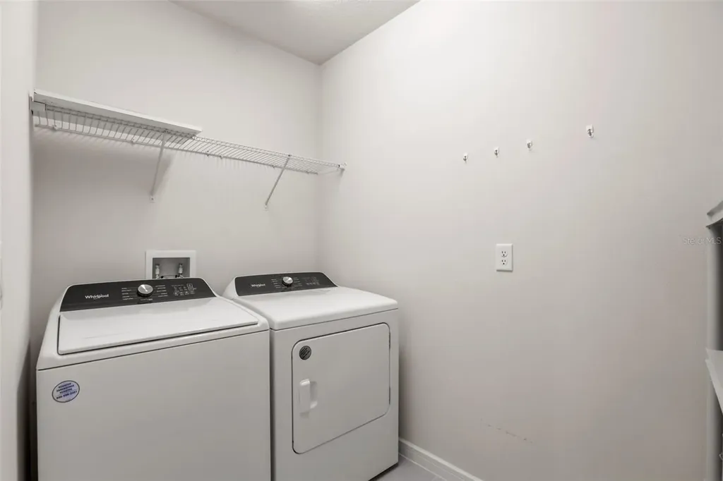 5592 Pineland Run Orlando FL 32829