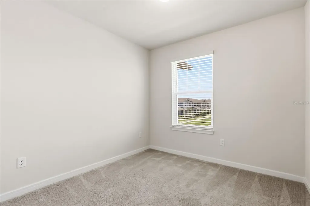 5592 Pineland Run Orlando FL 32829