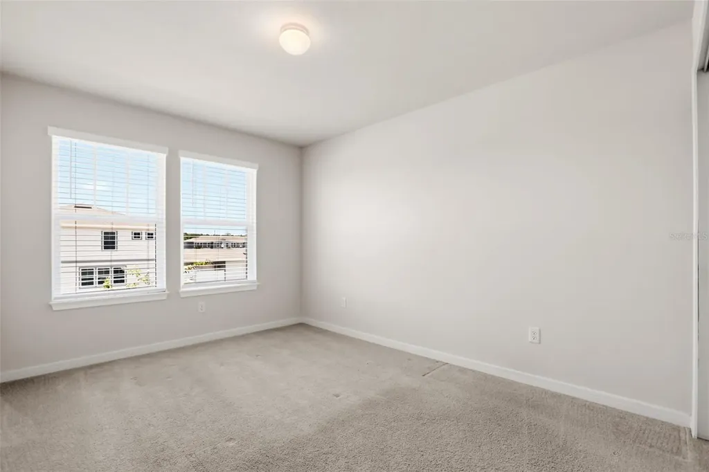 5592 Pineland Run Orlando FL 32829