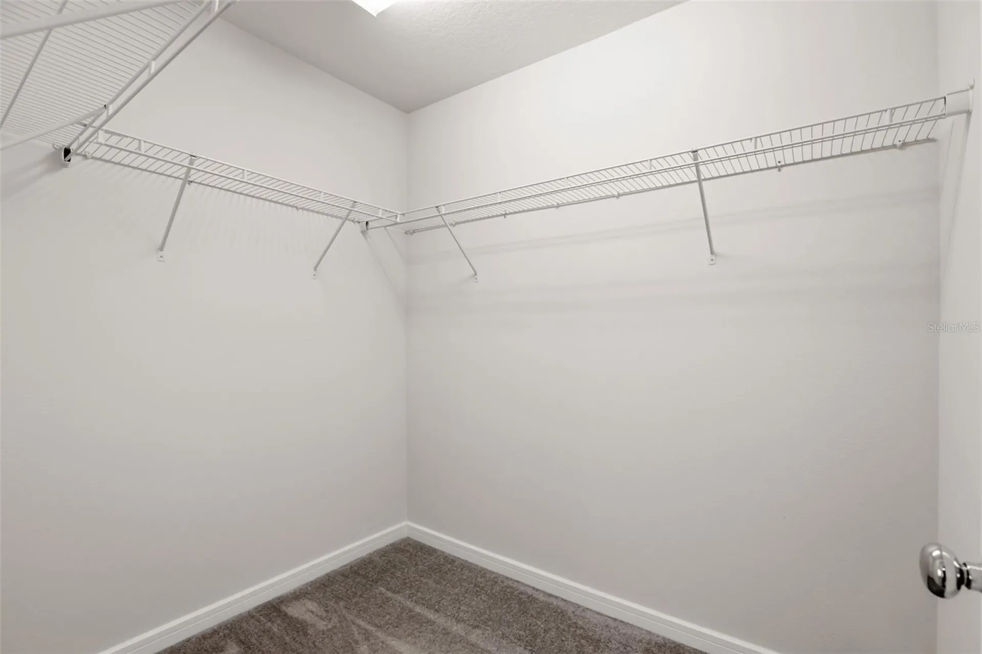 5592 Pineland Run Orlando FL 32829