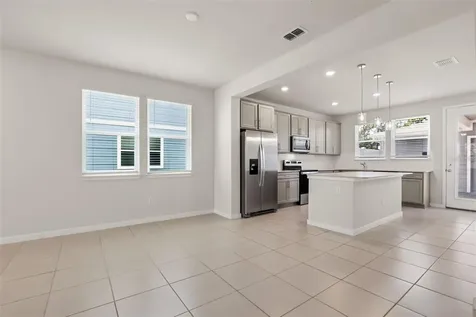 5592 Pineland Run Orlando FL 32829