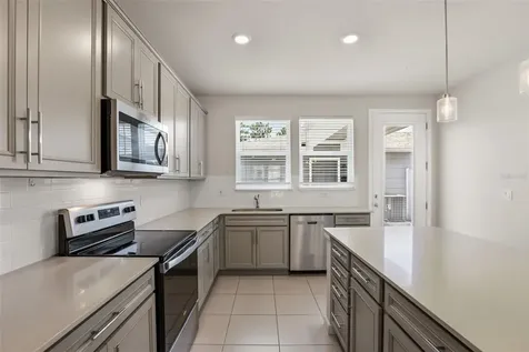 5592 Pineland Run Orlando FL 32829