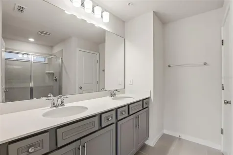 5592 Pineland Run Orlando FL 32829