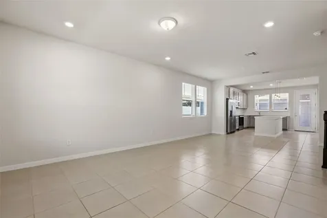 5592 Pineland Run Orlando FL 32829
