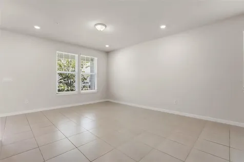 5592 Pineland Run Orlando FL 32829