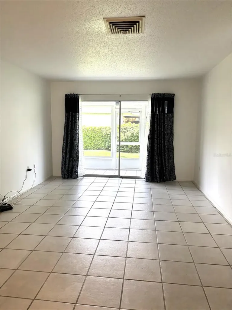 2115 9th Avenue W Bradenton FL 34205