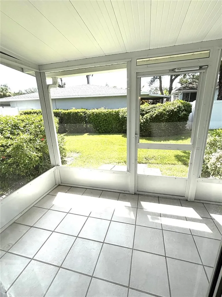 2115 9th Avenue W Bradenton FL 34205