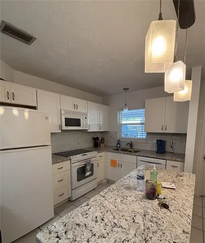 2115 9th Avenue W Bradenton FL 34205