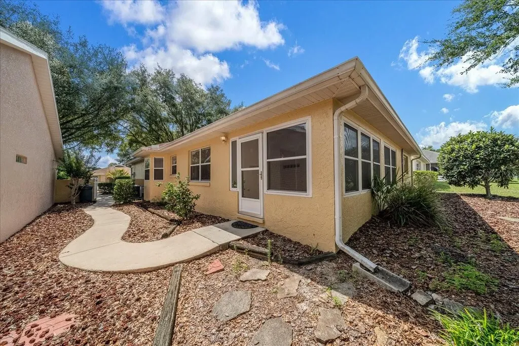 9040 SW 91st Terrace Ocala FL 34481