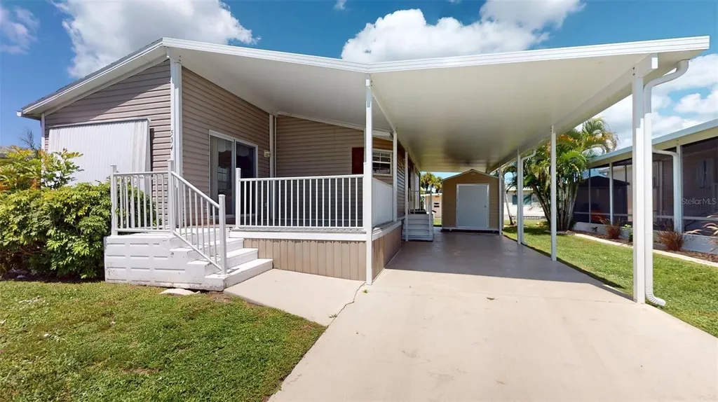 2100 Kings Highway Punta Gorda FL 33980