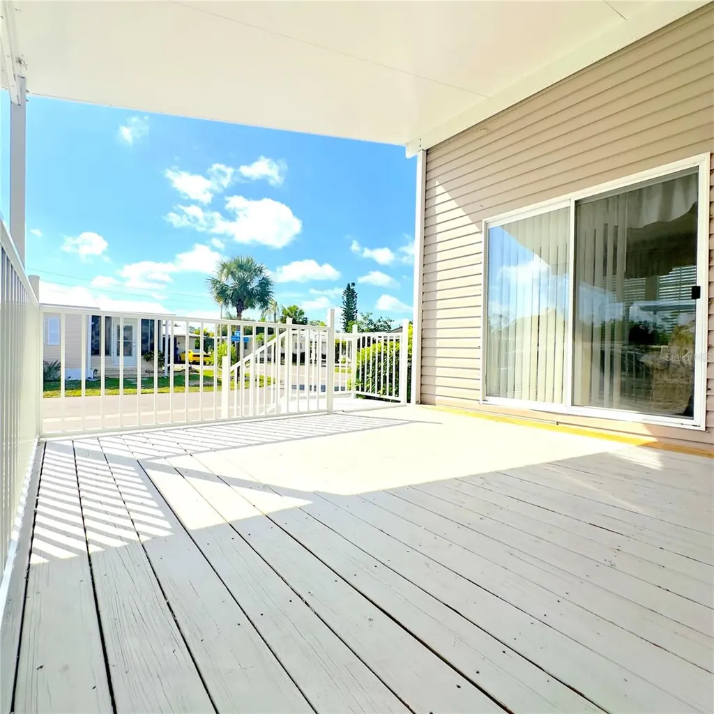 2100 Kings Highway Punta Gorda FL 33980