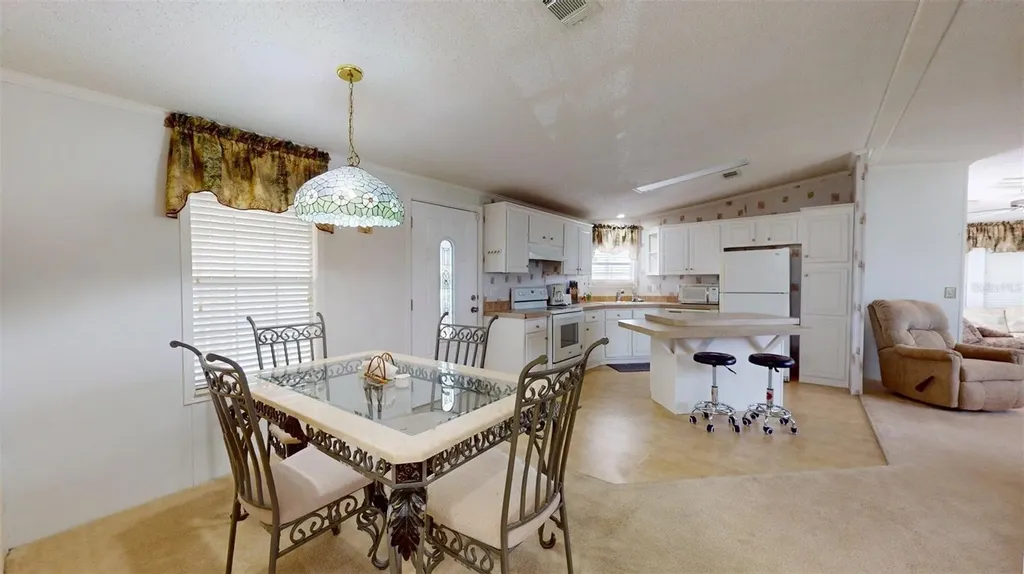 2100 Kings Highway Punta Gorda FL 33980