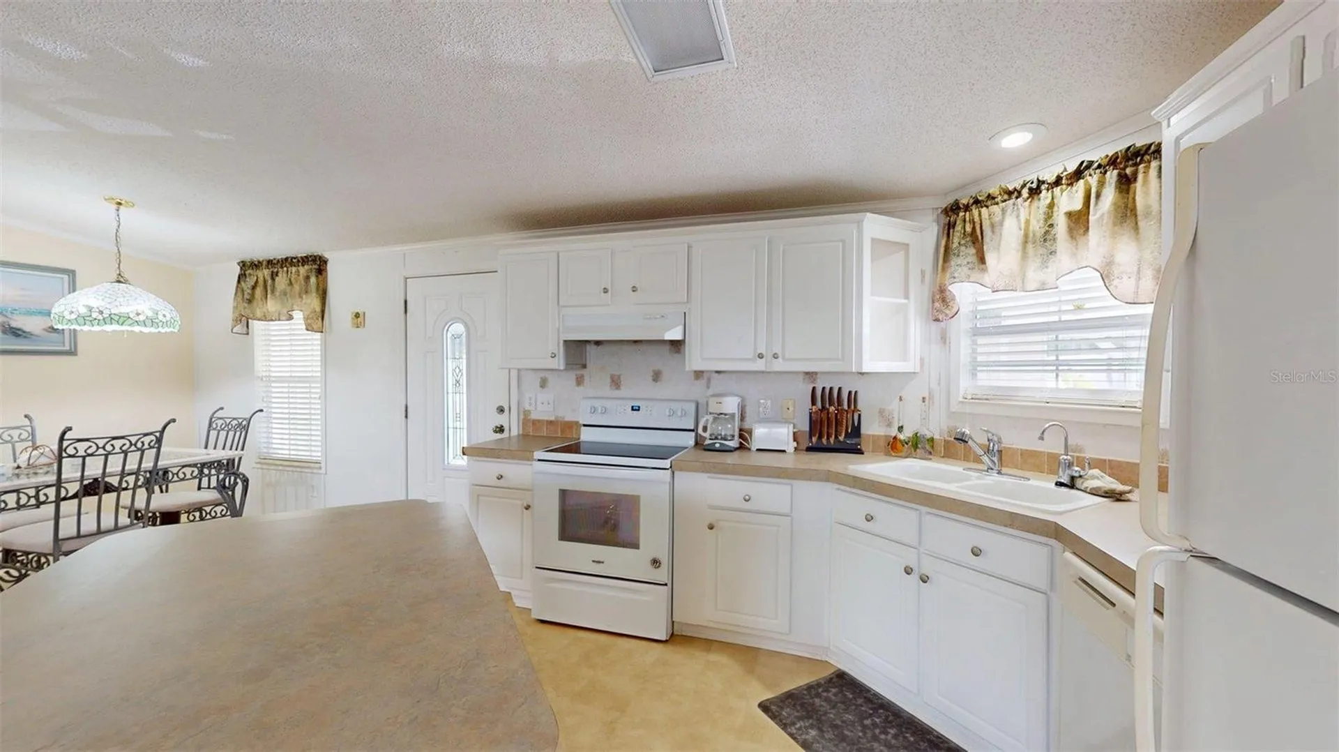 2100 Kings Highway Punta Gorda FL 33980