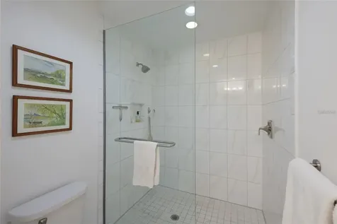 376 Aruba Circle Bradenton FL 34209