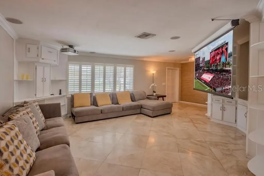 3911 Americana Drive Tampa FL 33634