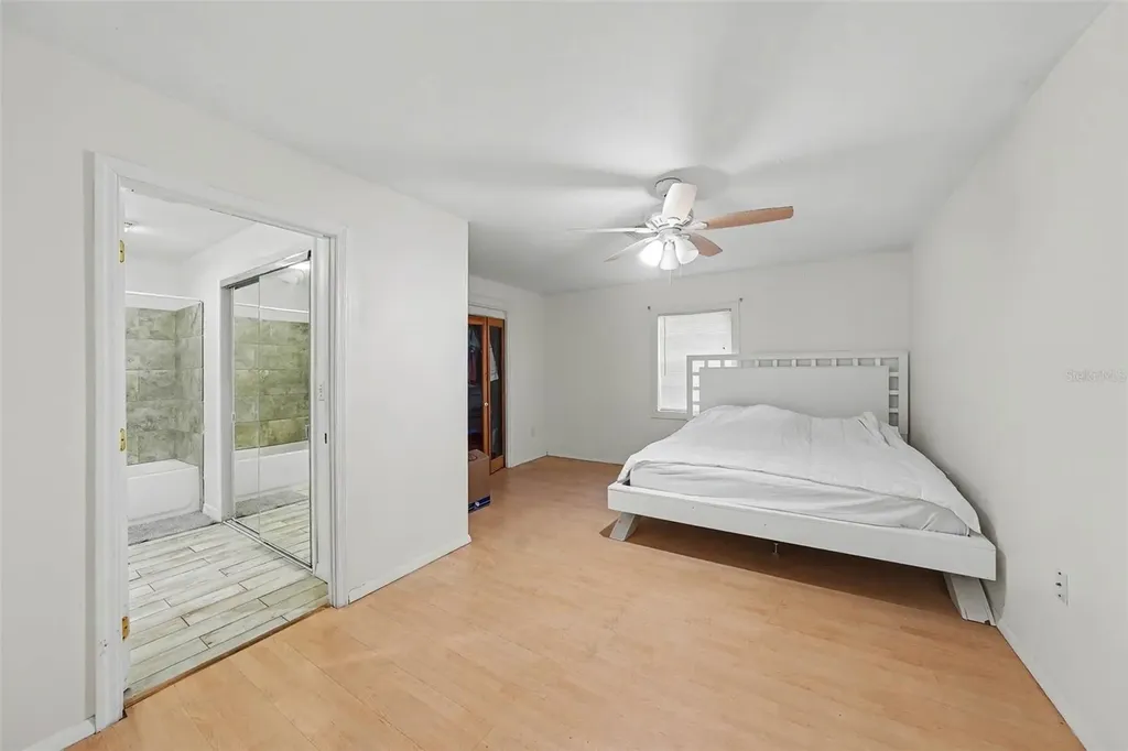 39443 8th Avenue Zephyrhills FL 33542