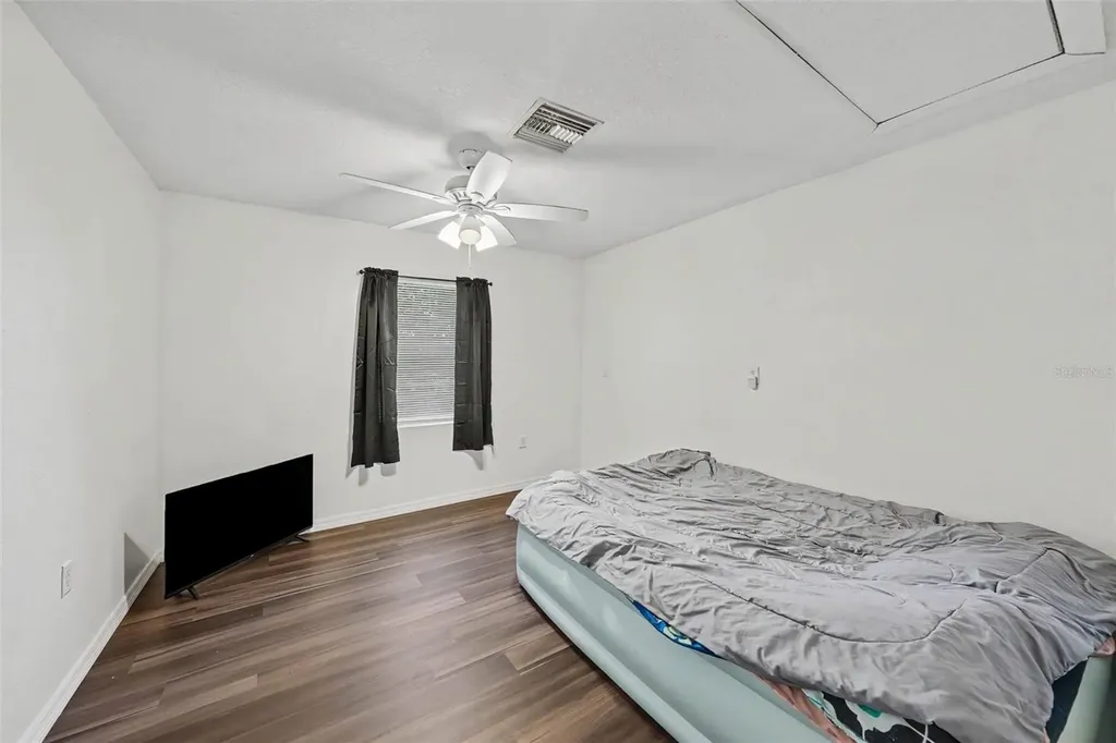 39443 8th Avenue Zephyrhills FL 33542