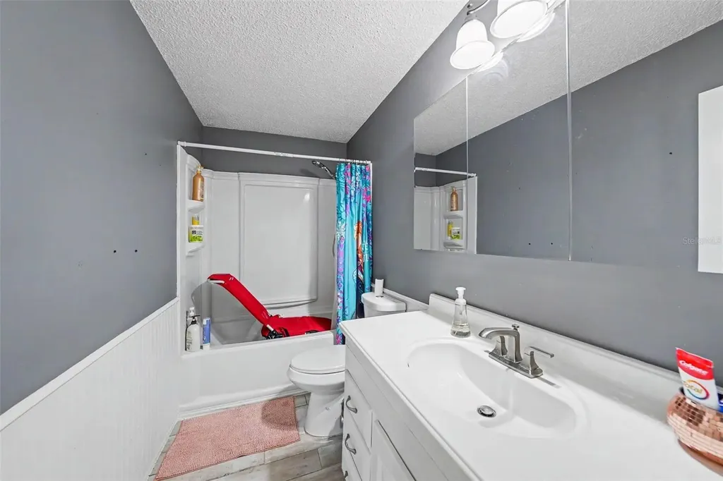 39443 8th Avenue Zephyrhills FL 33542