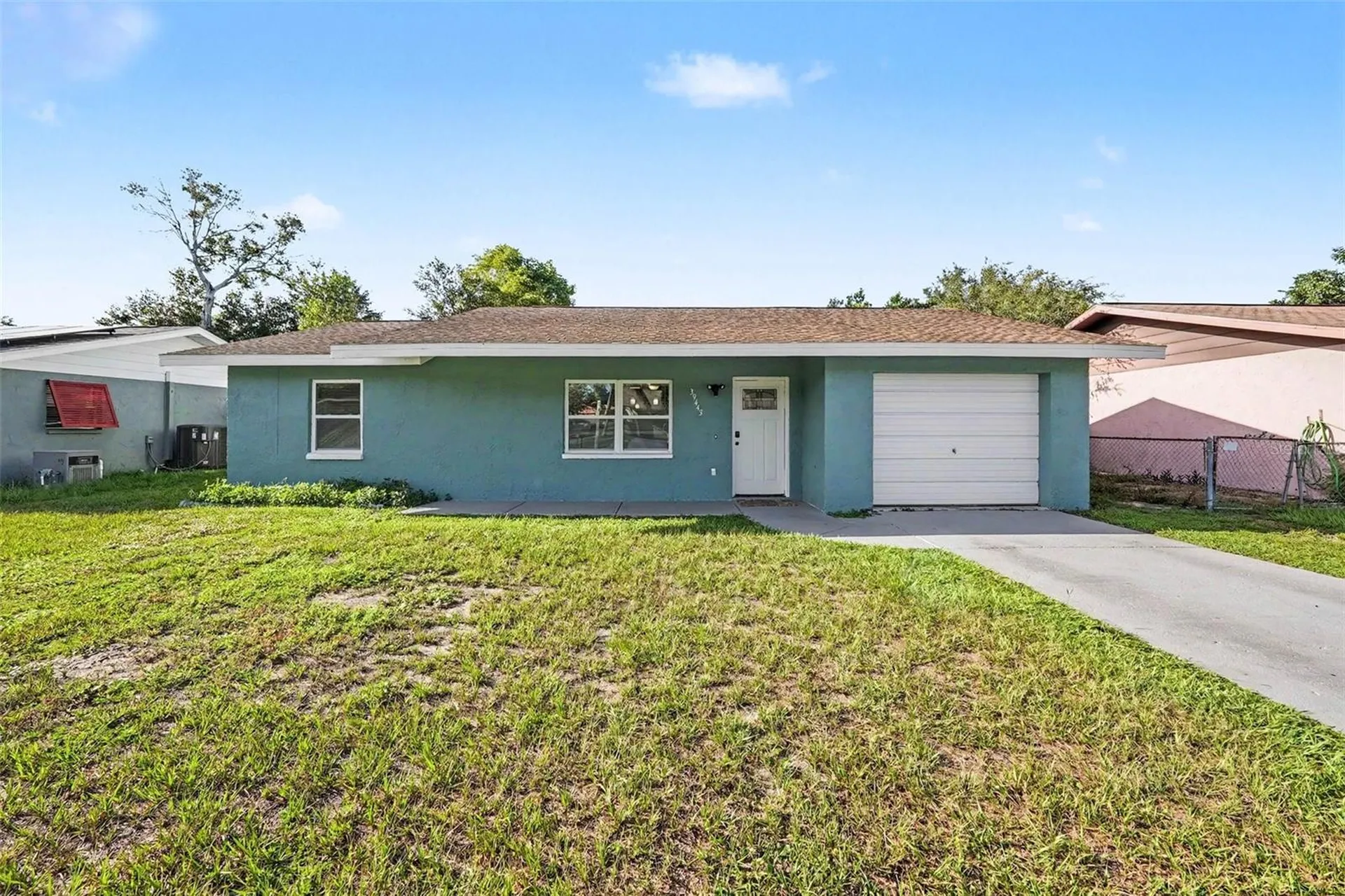 39443 8th Avenue Zephyrhills FL 33542
