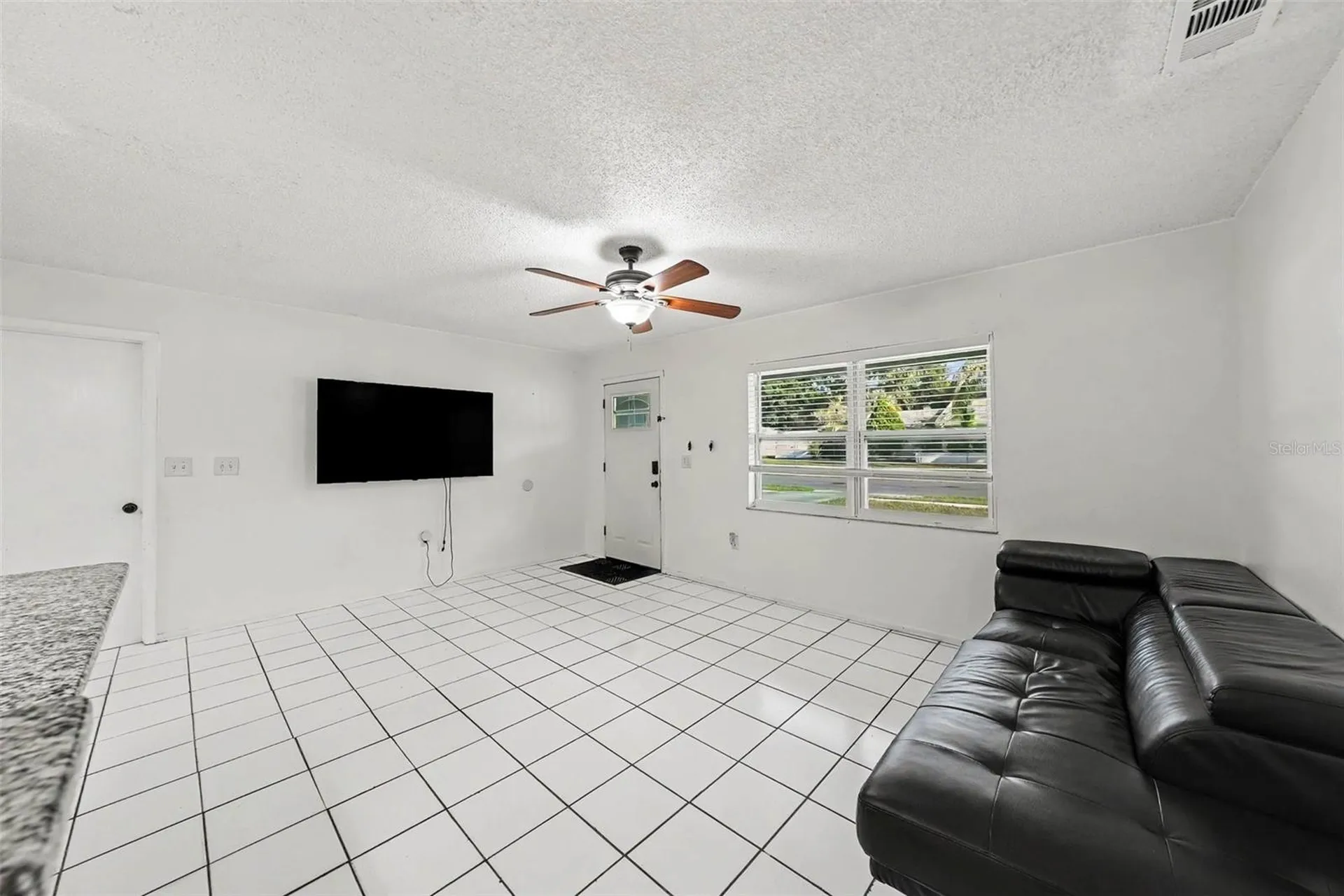 39443 8th Avenue Zephyrhills FL 33542